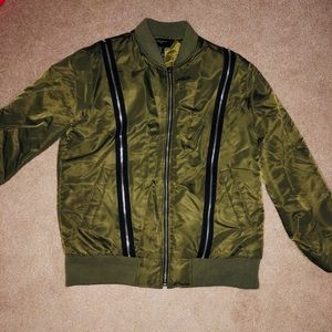 F21 BOMBER JACKET
